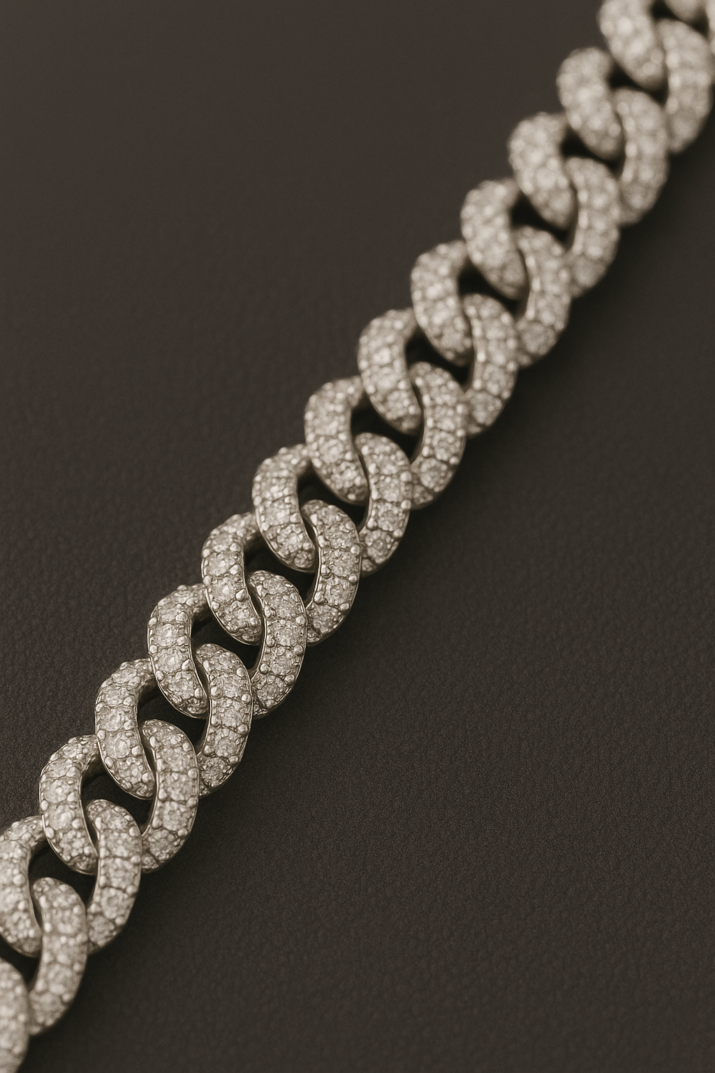 Miami Luxe – Cuban Link Diamond Bracelet